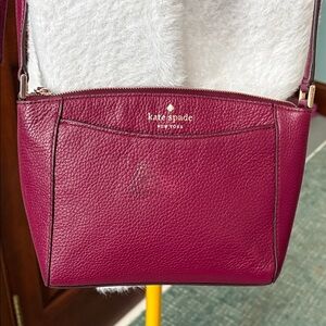 Kate Spade  Crossbody Bag  magenta pebbled Leather EUC